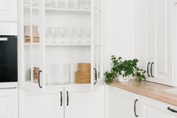 Glass Cabinet Replacement in Lewisville